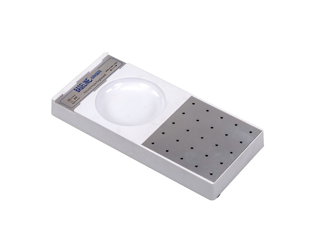 Baseline Round Hole Pegboard – test av finmotorik och fingerfärdighet
